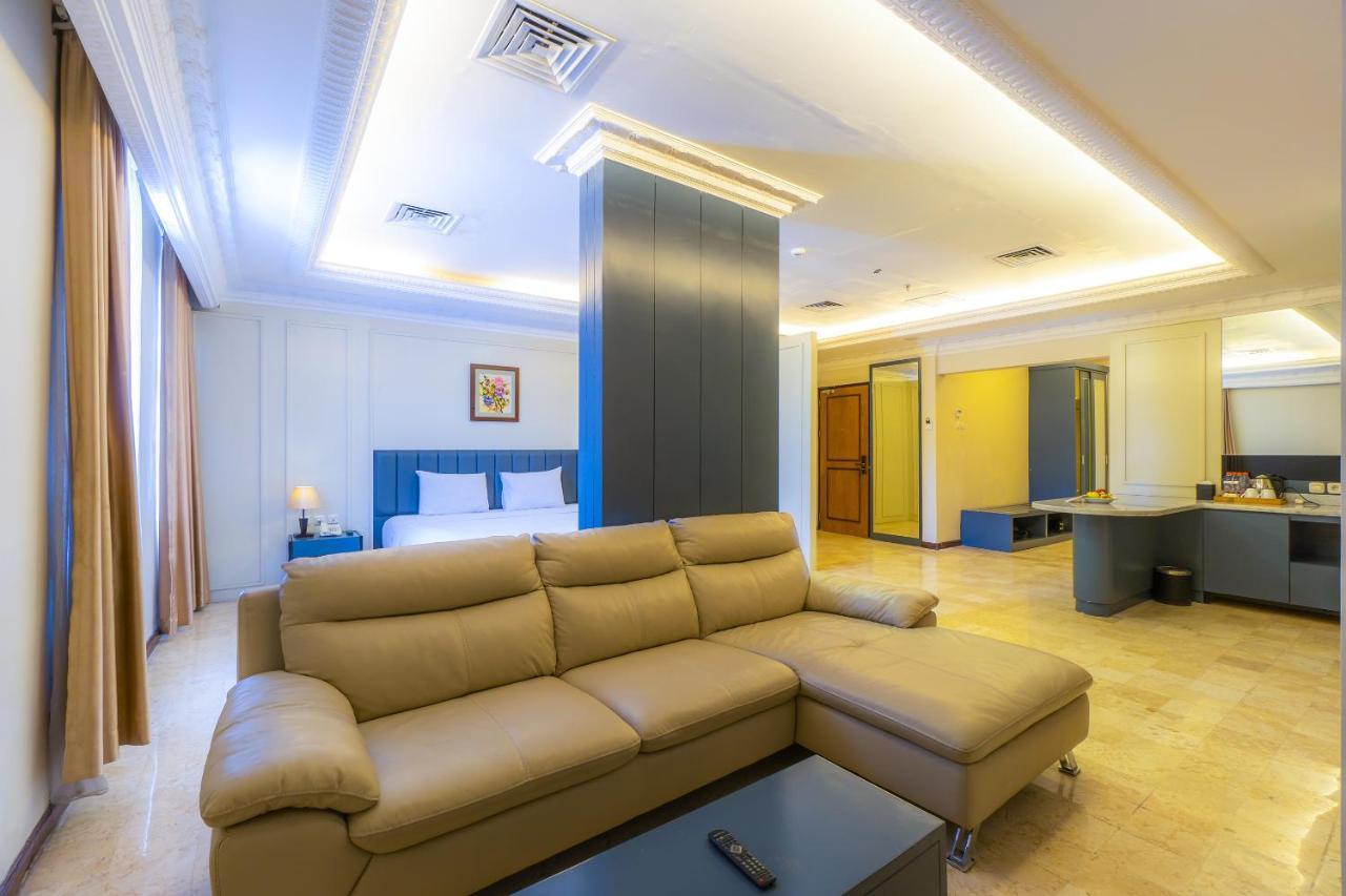 D'Salvatore Boutique Hotel Yogyakarta Maguwo Exteriör bild